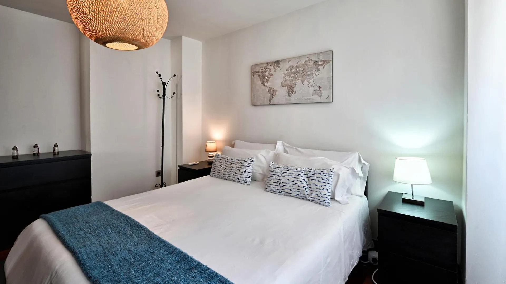 La Casa De La Alameda Apartment Malaga