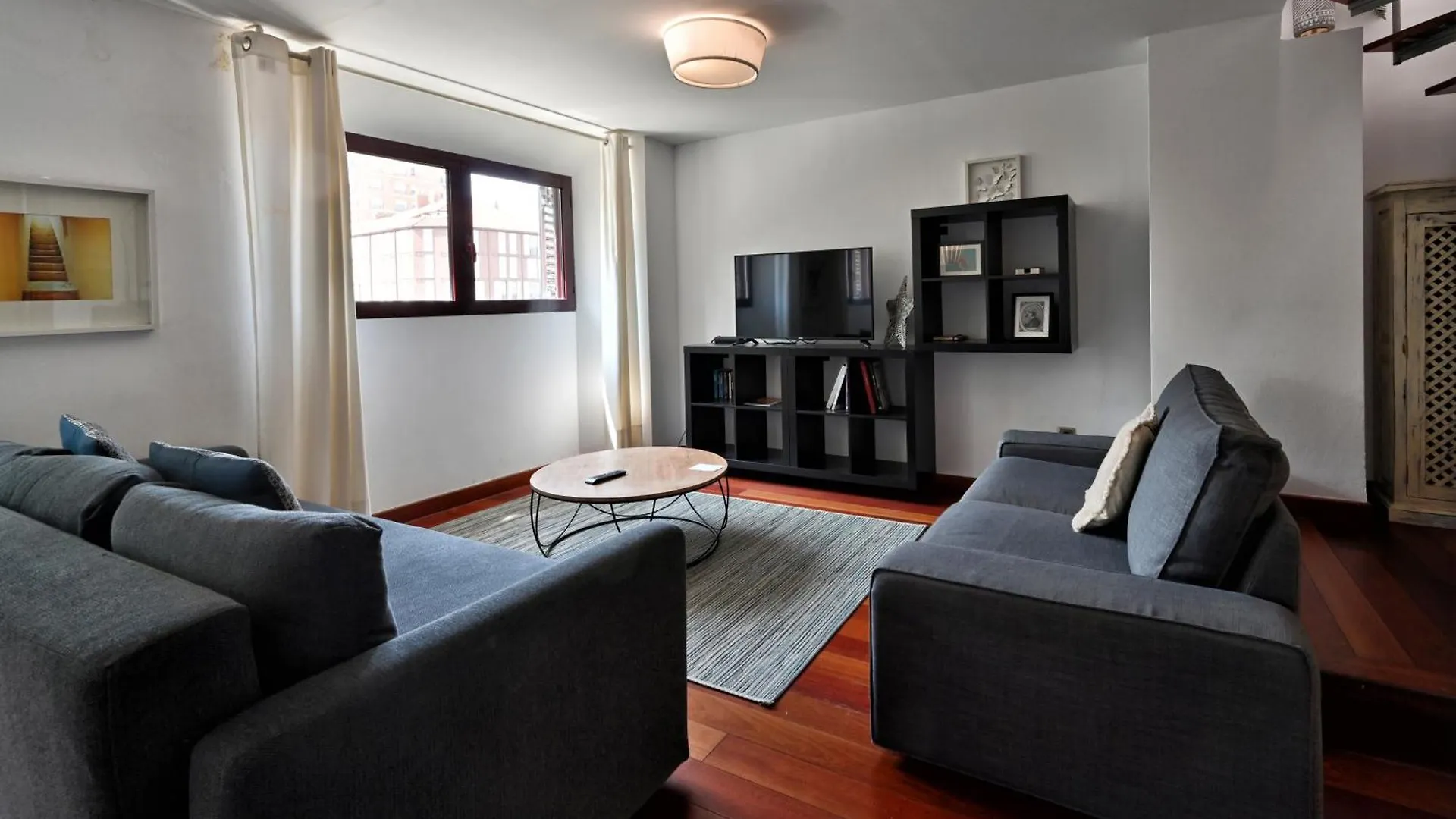 La Casa De La Alameda Apartment Malaga